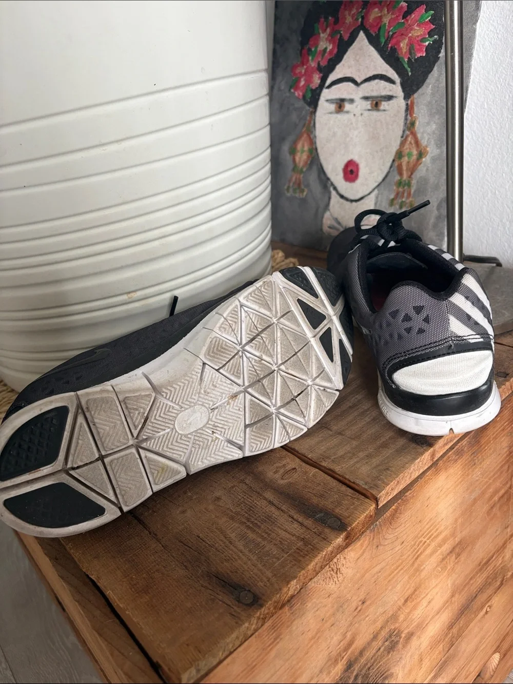 Nike lightweight sneaker